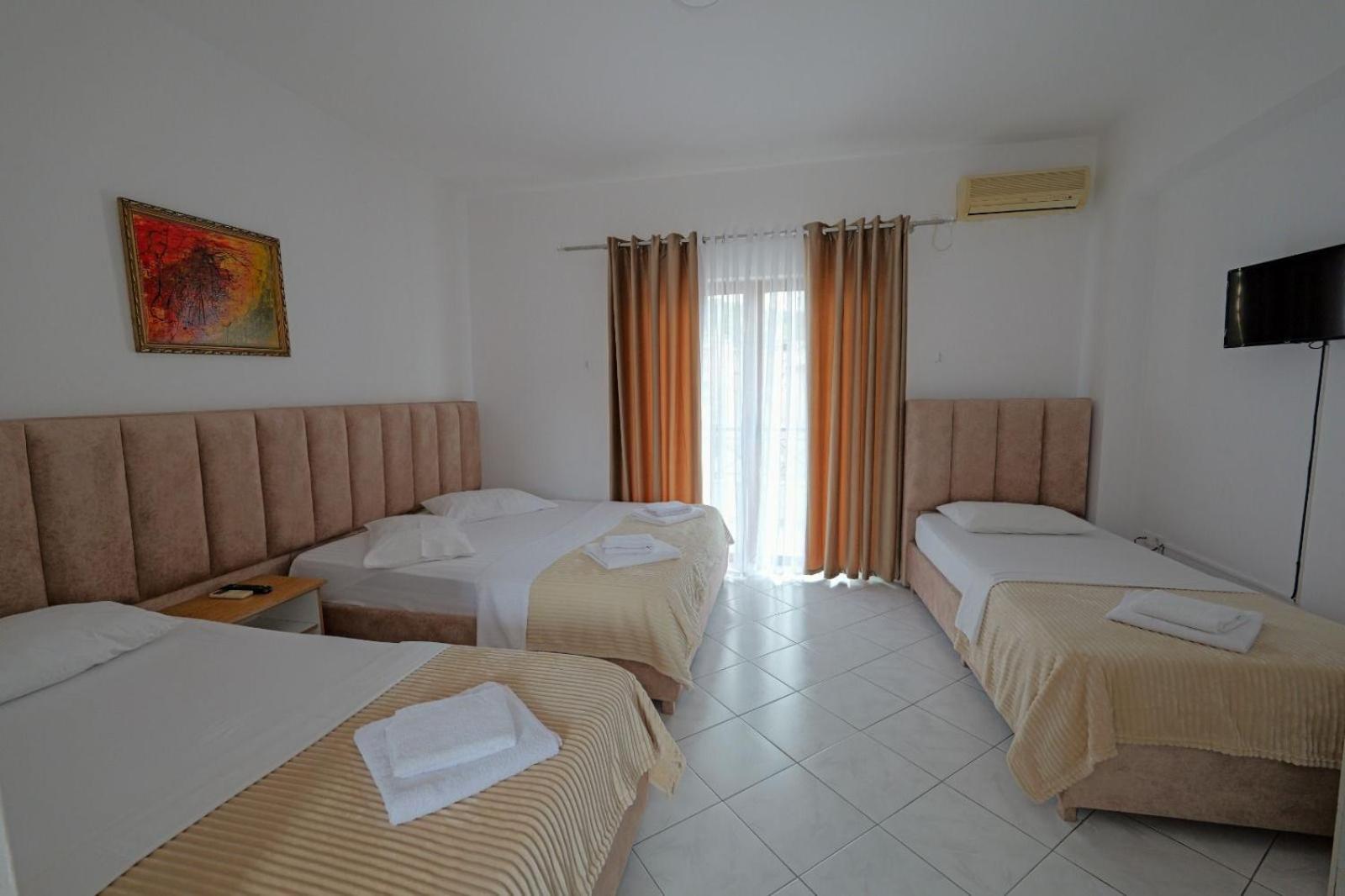Hotel Eden ซารานเดอ ภายนอก รูปภาพ