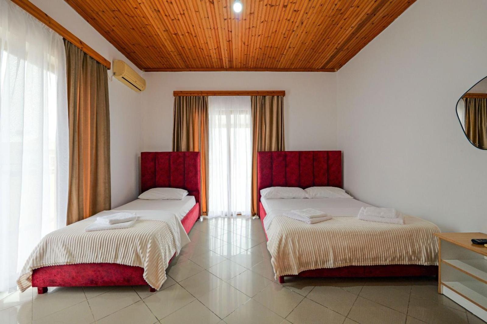 Hotel Eden ซารานเดอ ภายนอก รูปภาพ