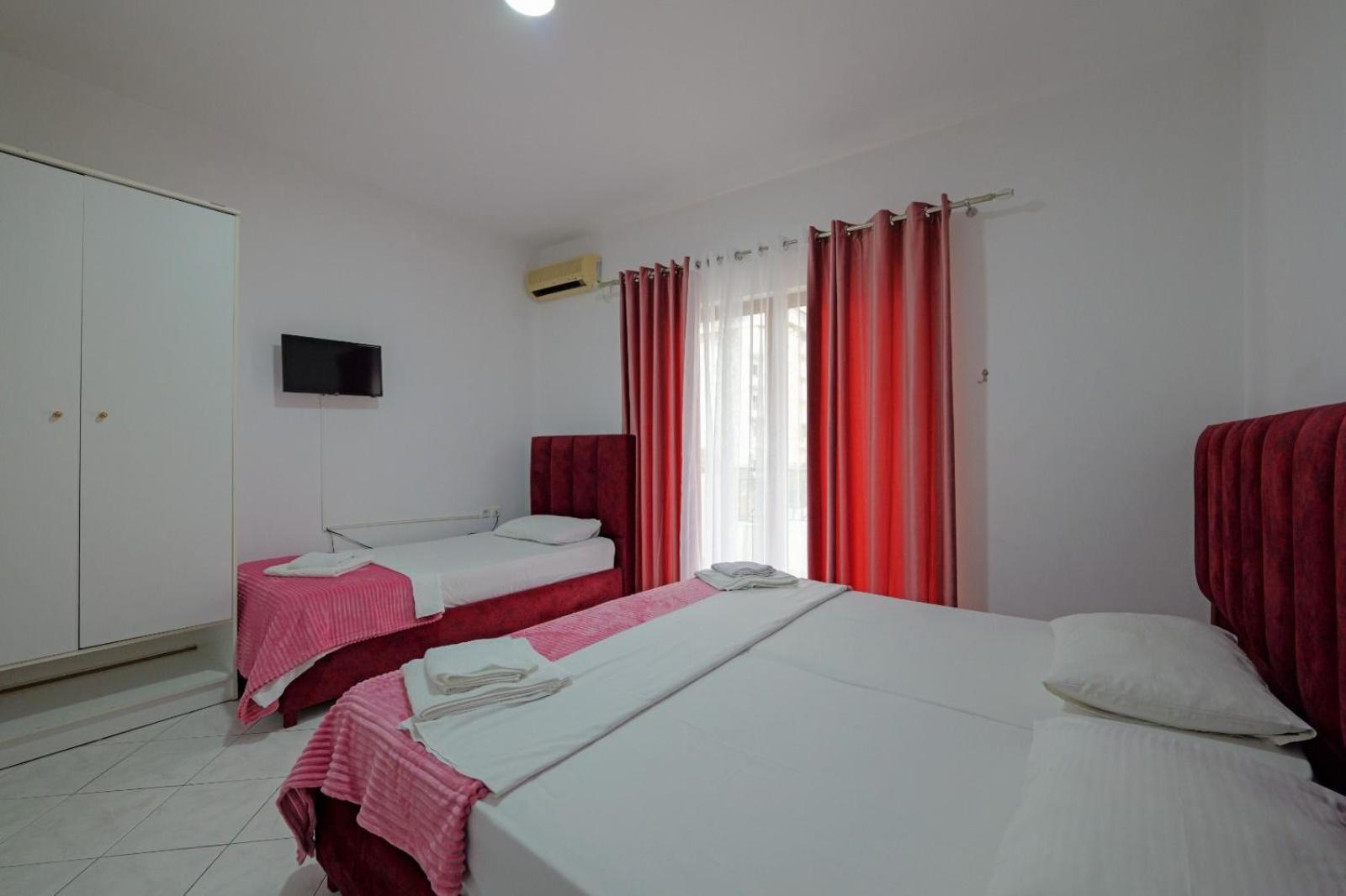Hotel Eden ซารานเดอ ภายนอก รูปภาพ