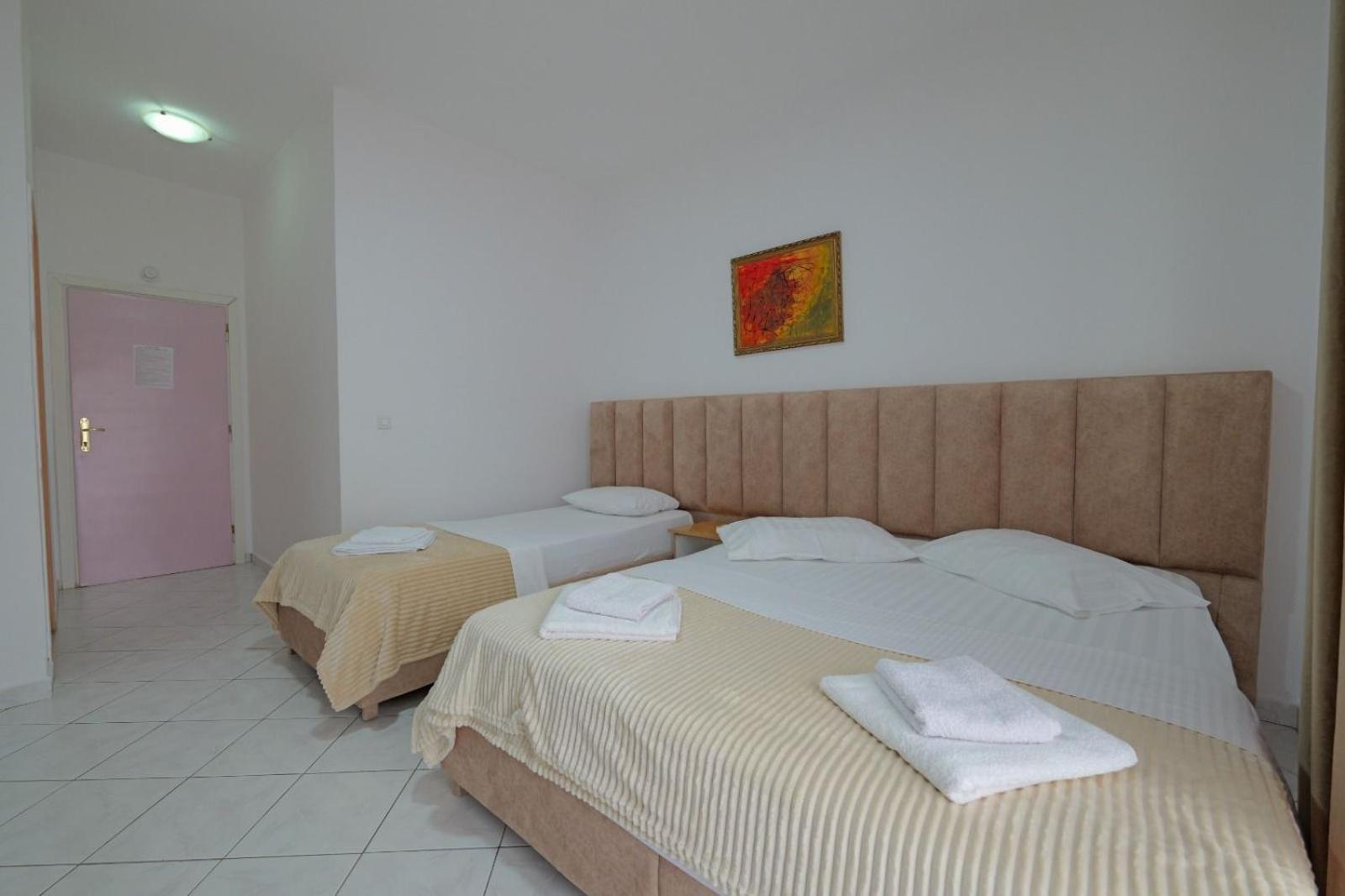 Hotel Eden ซารานเดอ ภายนอก รูปภาพ