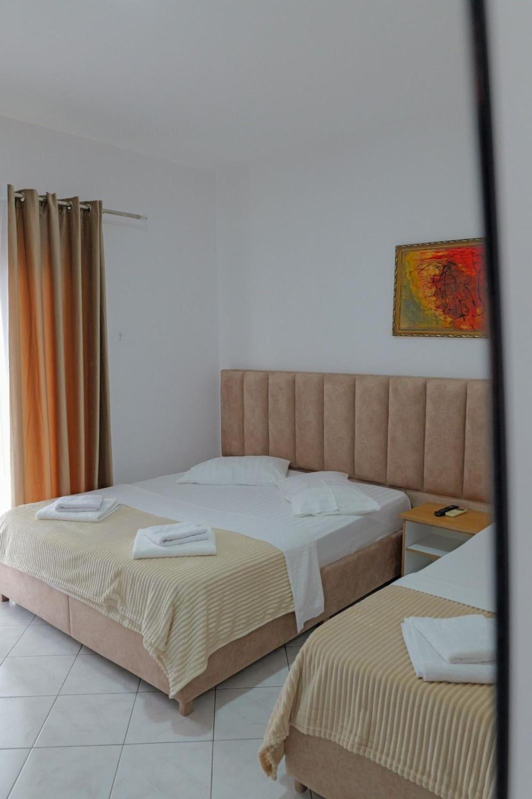 Hotel Eden ซารานเดอ ภายนอก รูปภาพ